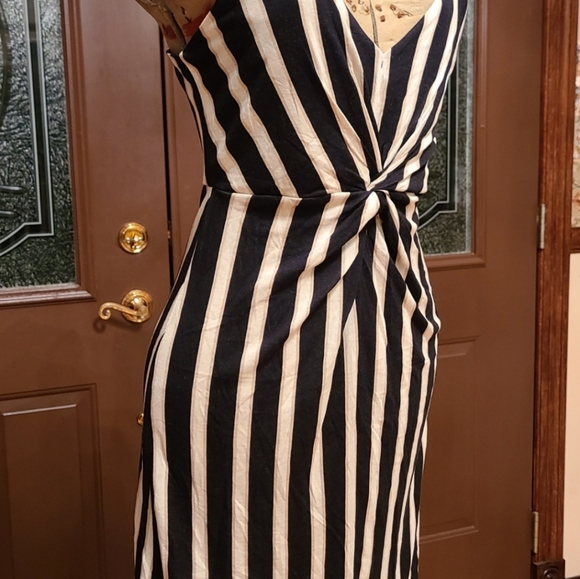 NWT H&M Dress Small - Picture 4 of 16